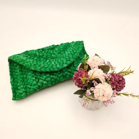 Happy Weekend Clutch
