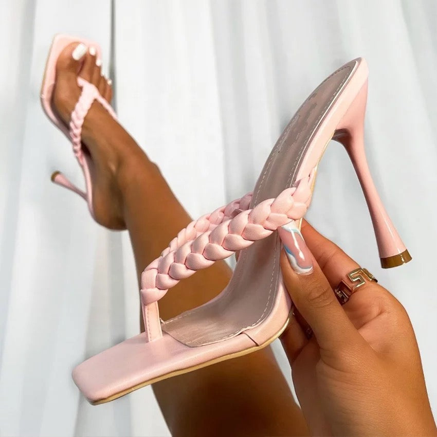 Sandra Thong Sandal