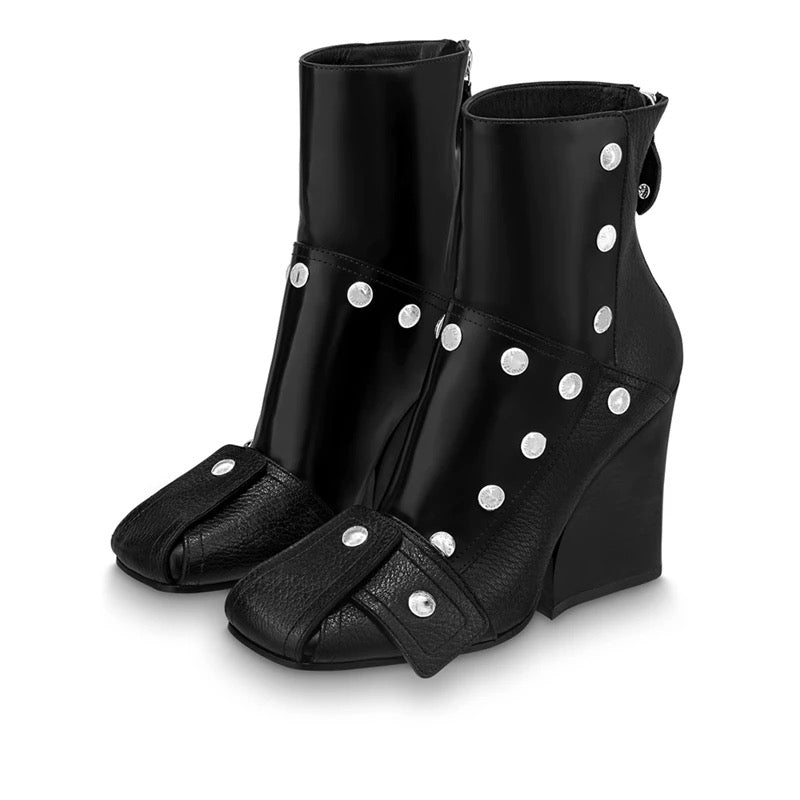 Storm Chaser Booties