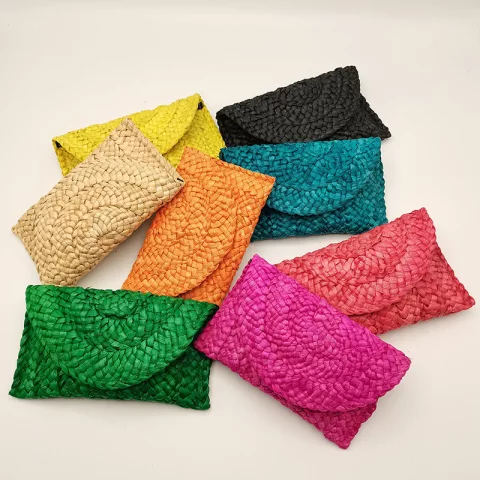 Happy Weekend Clutch