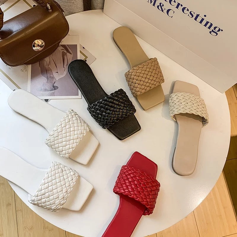 Yannie Sandals