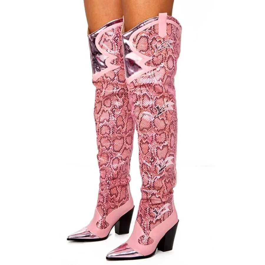 Cowgirl Vixen